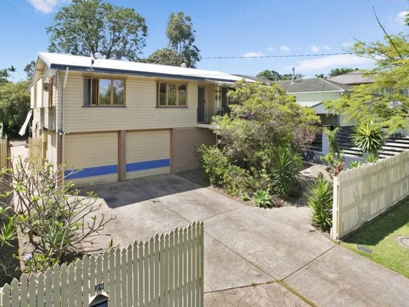 Neat, Tidy & Spacious Family Home